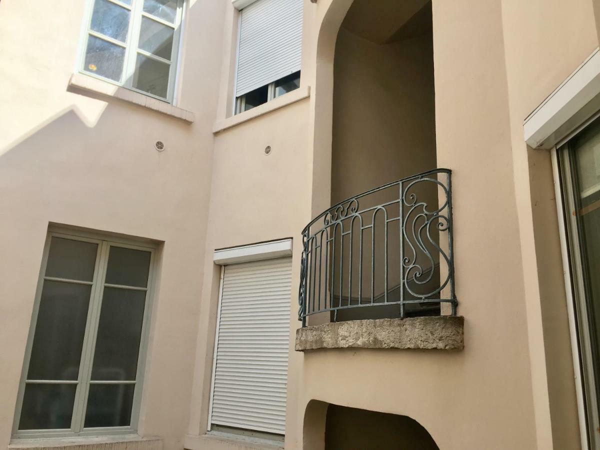 Le Calme De L'Opera. Apartment ลียง ภายนอก รูปภาพ