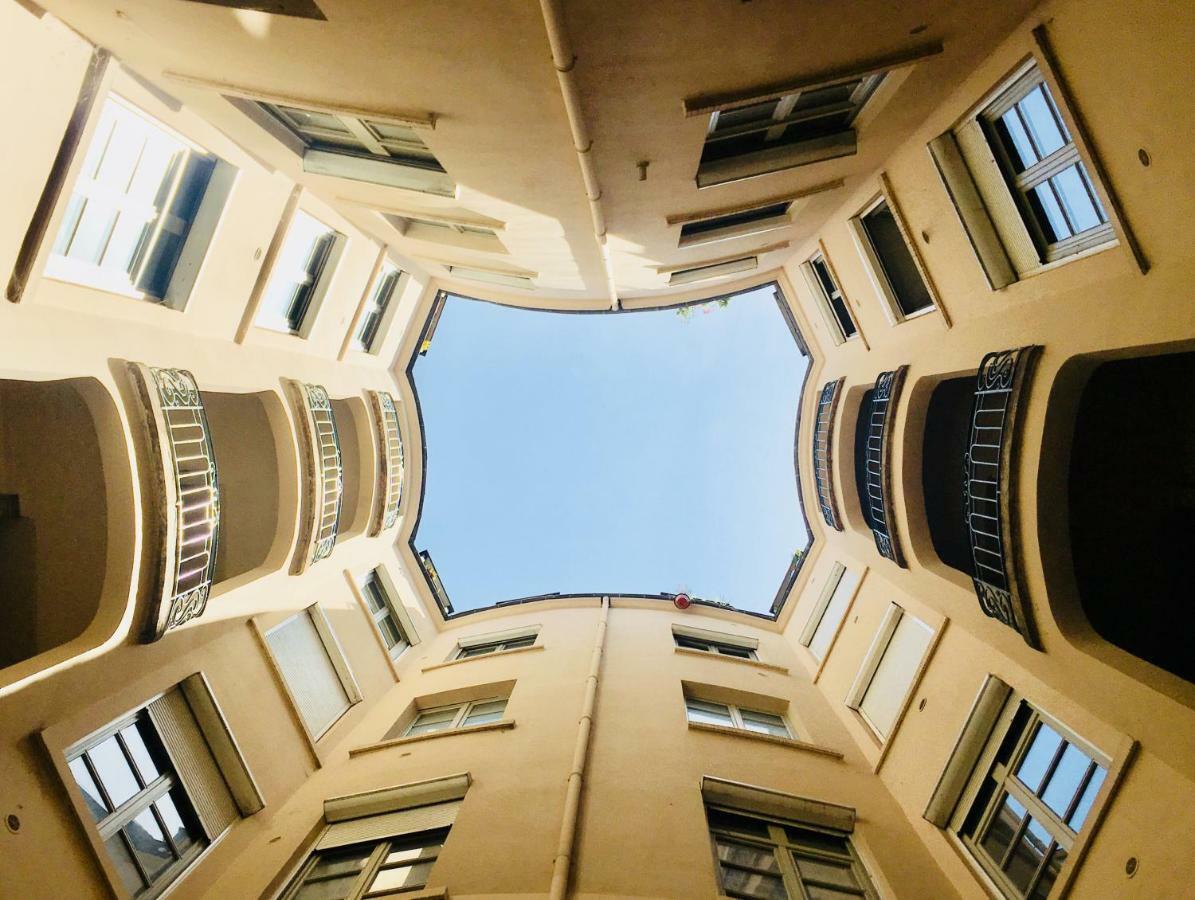 Le Calme De L'Opera. Apartment ลียง ภายนอก รูปภาพ